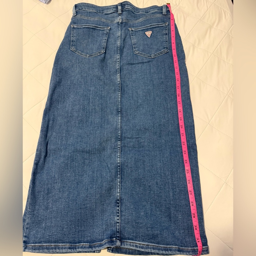 Guess Blue Denim Jeans with Red Logo Patch - Picture 2 of 5